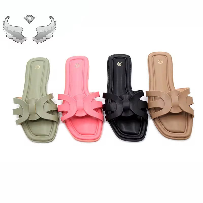 Wholesale Women’s Summer Slippers – Beach Flip Flops & Crystal Sandals (Random Delivery)