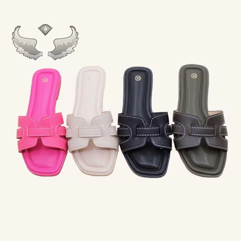 Wholesale Women’s Summer Slippers – Beach Flip Flops & Crystal Sandals (Random Delivery)