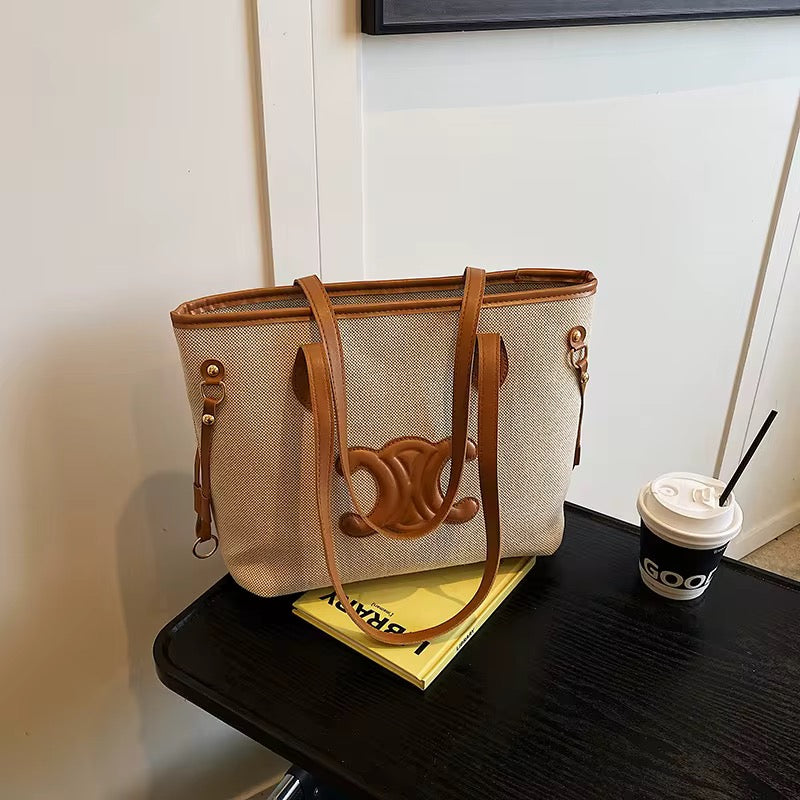 Wholesale Women’s Handbags – Designer-Inspired Inclined Shoulder Bags (Mixed Random Delivery)
