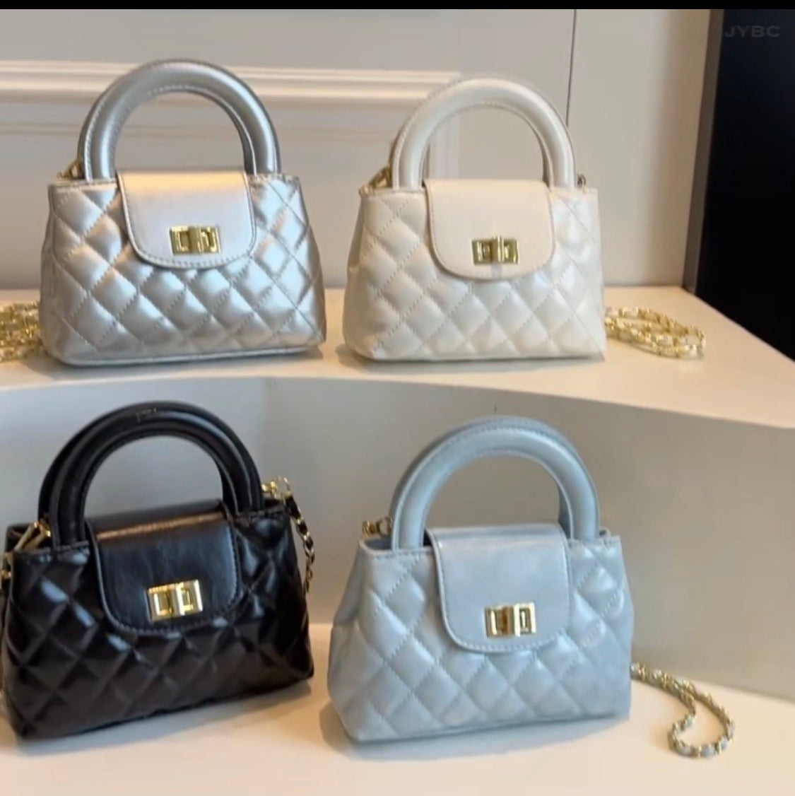 Wholesale Women’s Handbags – Designer-Inspired Inclined Shoulder Bags (Mixed Random Delivery)