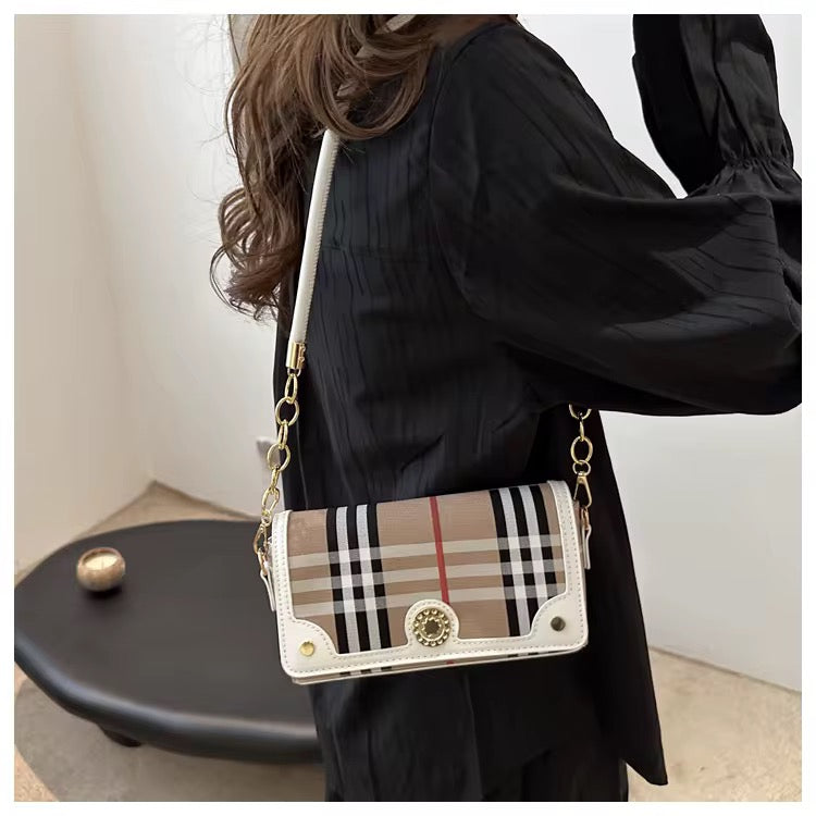Wholesale Women’s Handbags – Designer-Inspired Inclined Shoulder Bags (Mixed Random Delivery)