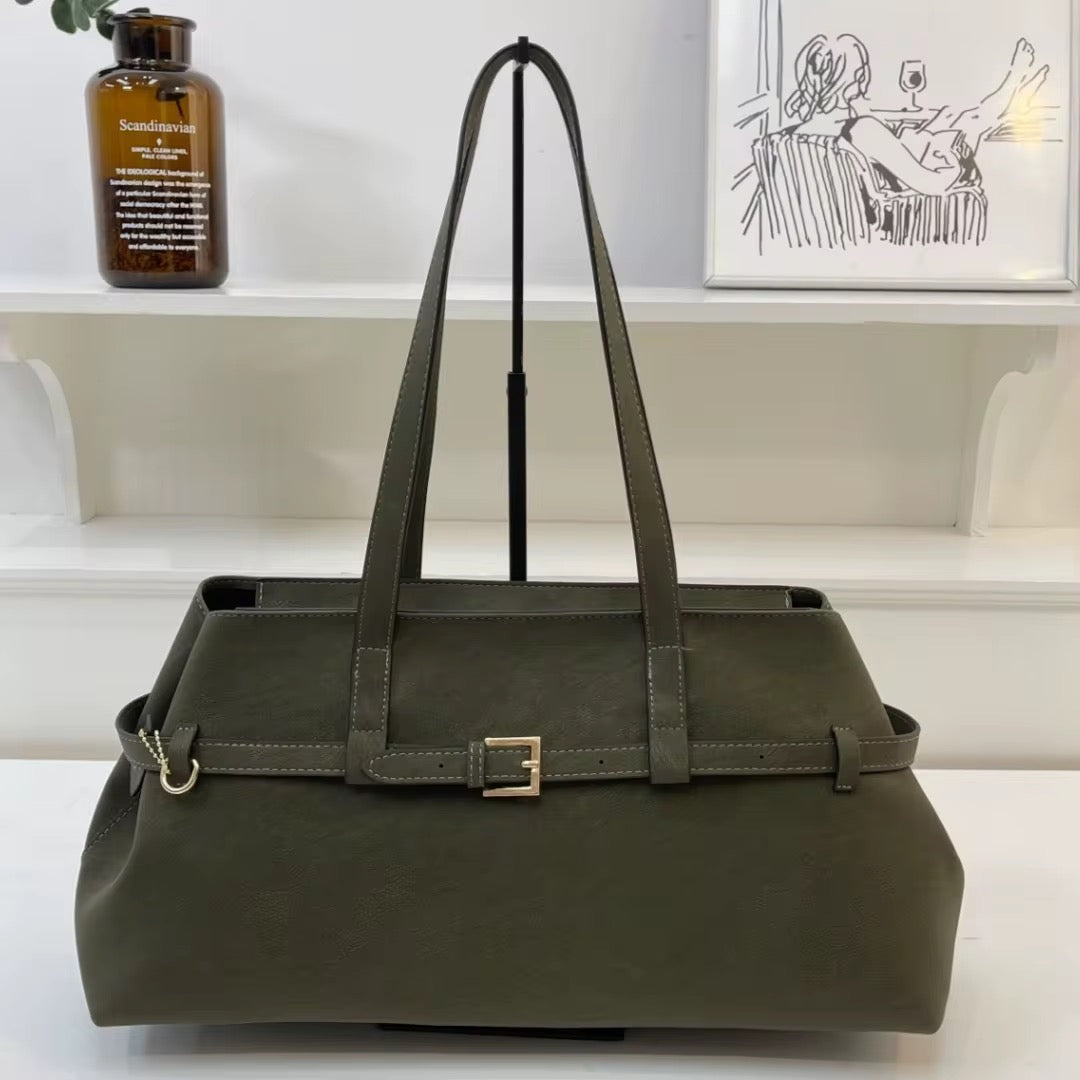 Wholesale Women’s Handbags – Designer-Inspired Inclined Shoulder Bags (Mixed Random Delivery)